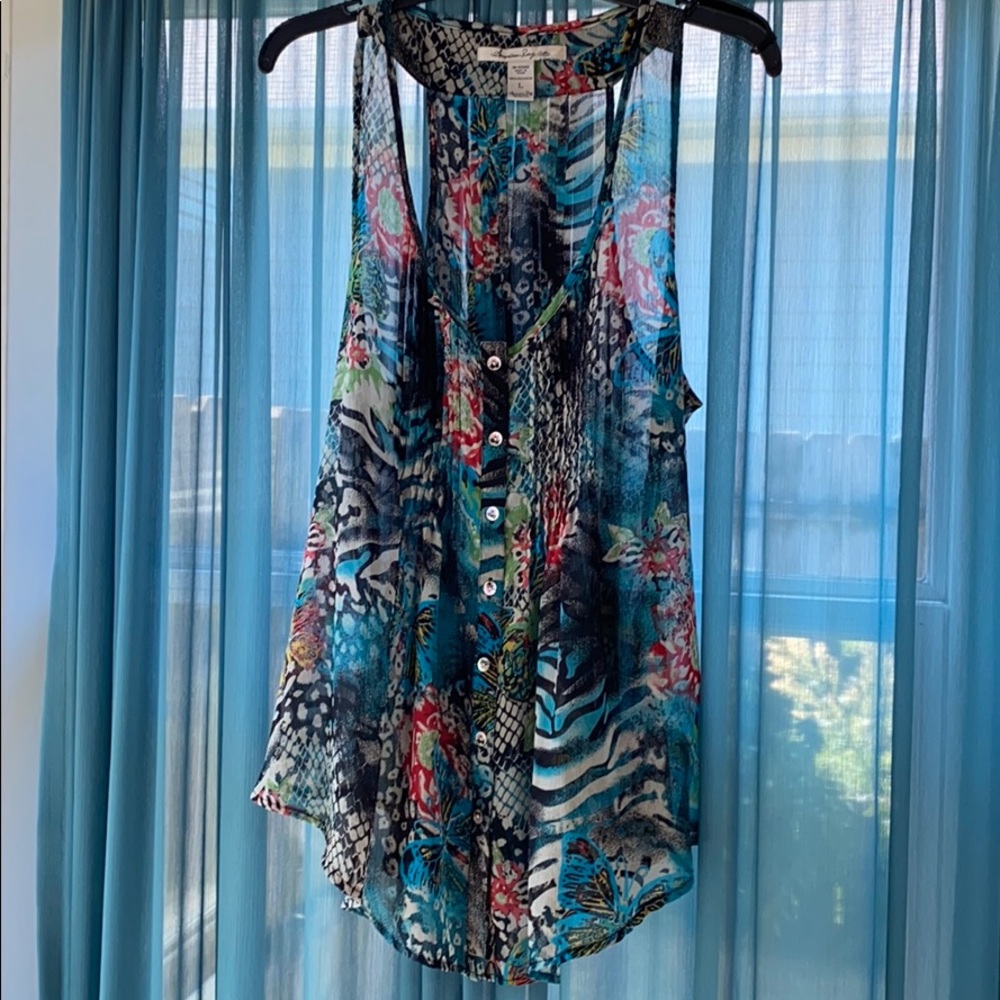 Flowy Tank